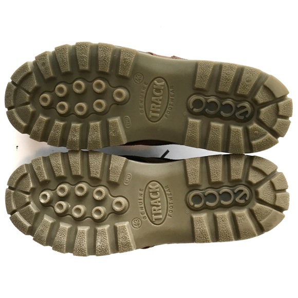 SOLD ECCO Men's Track II Low Goretex Hiking Shoes - Picture 5 of 6